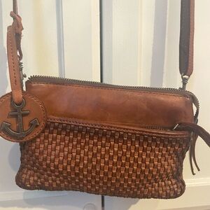 Elegant Brown Leather Crossbody with Woven Texture